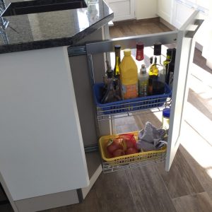 Cuisine-et-confidences-chene-laque-blanc-2